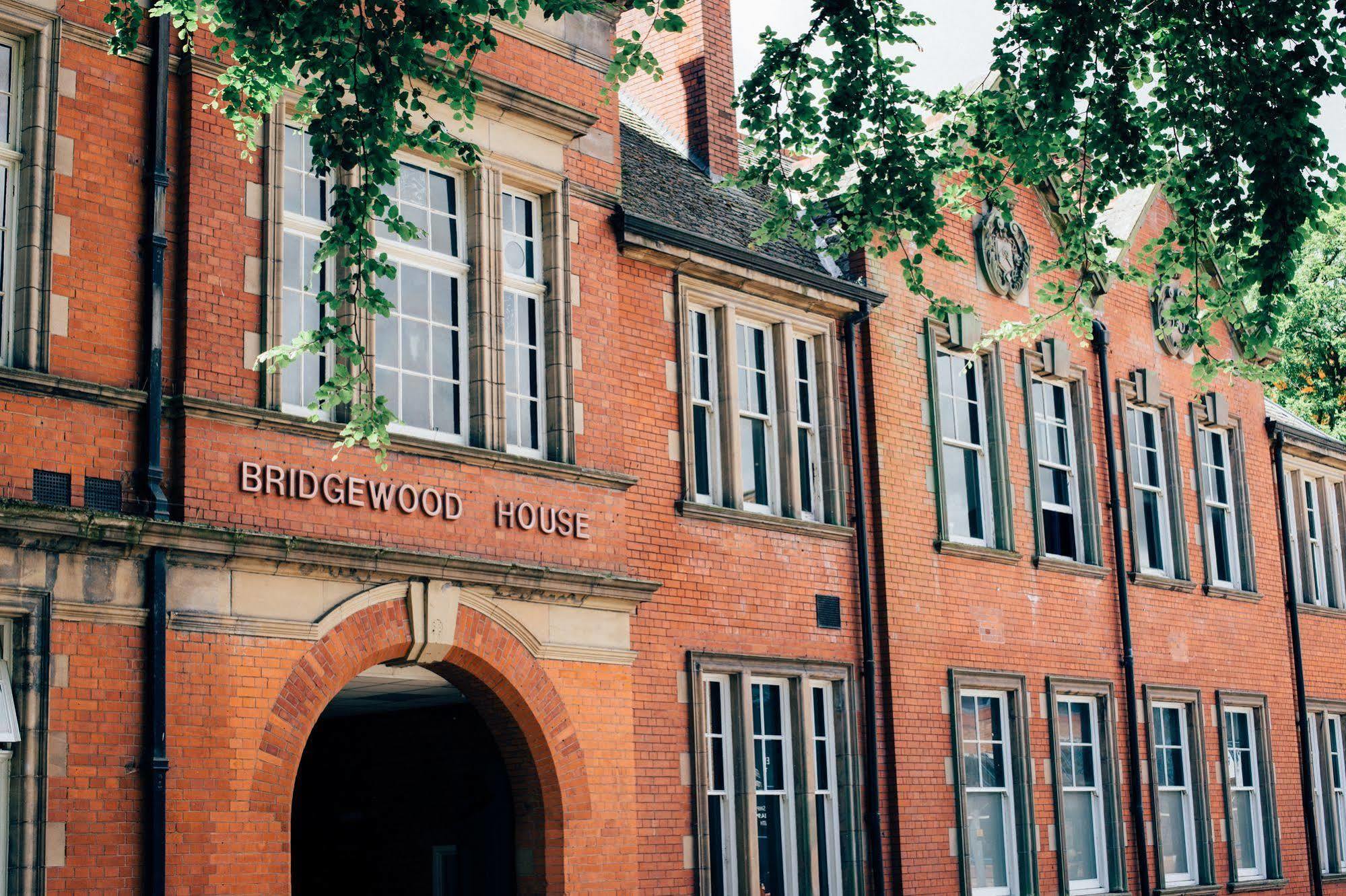 Bridgewood House Hotell Stafford Exteriör bild